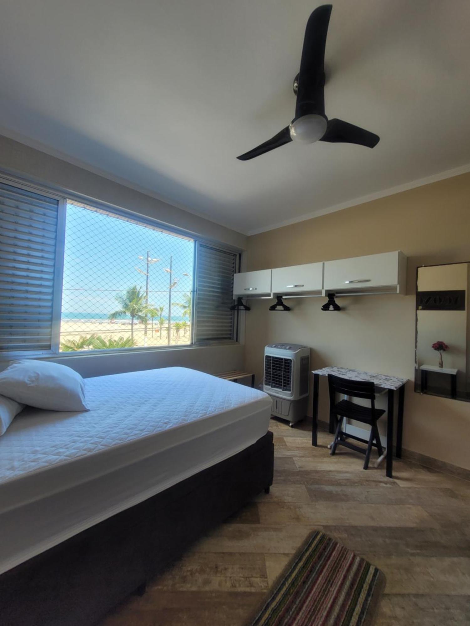 Apartamento Aconchego Frente Mar - Vila Guilhermina Praia Grande Sp - Cozinha Completa - Climatizador De Ar - Tv A Cabo - Wi-Fi Exterior photo